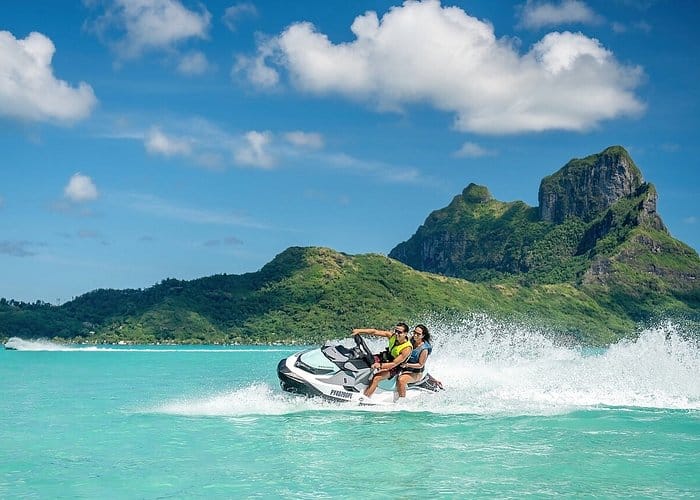 Tour du lagon en jet ski à Bora Bora